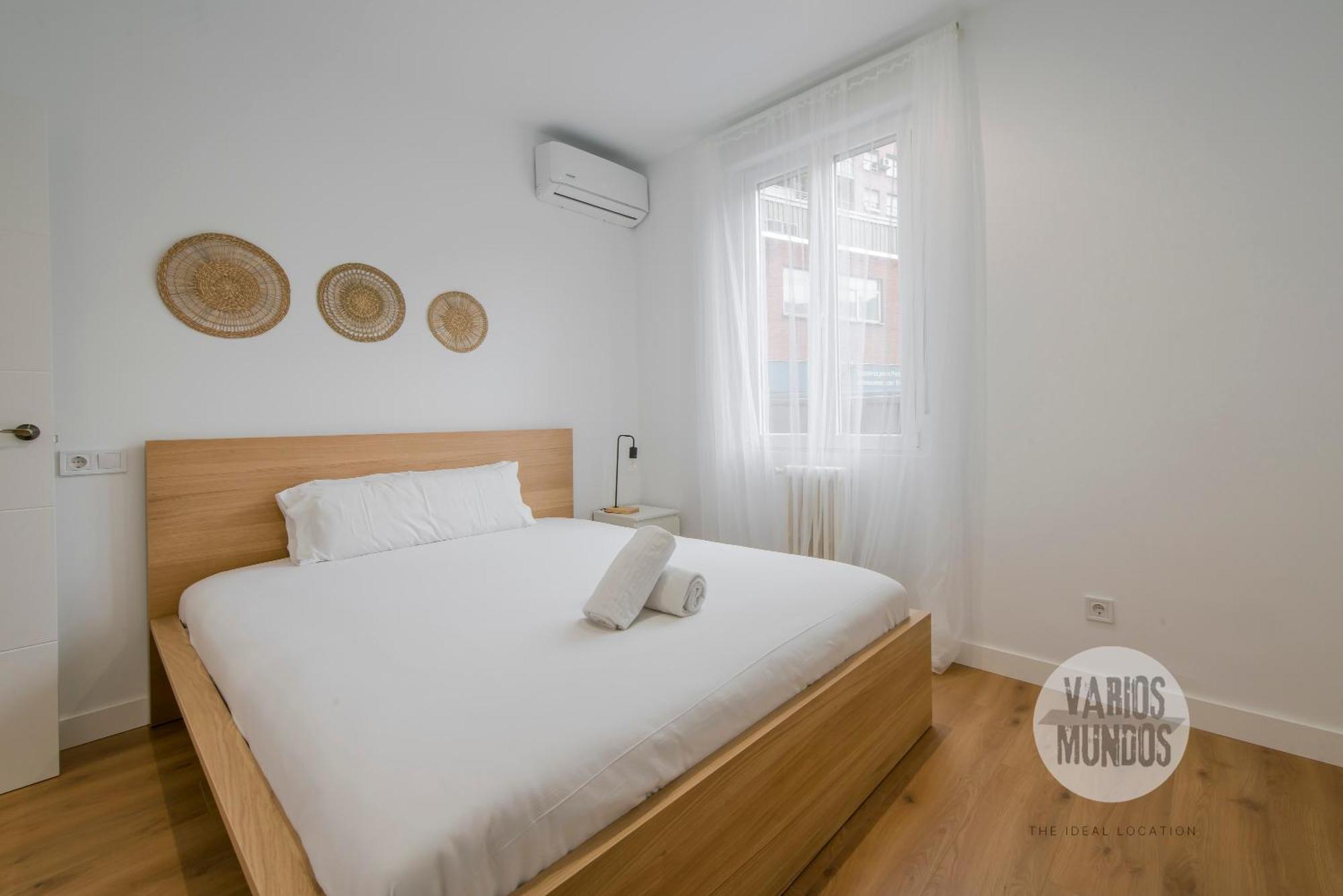 Retiro Con Parking 4, Vive La Latina Madri