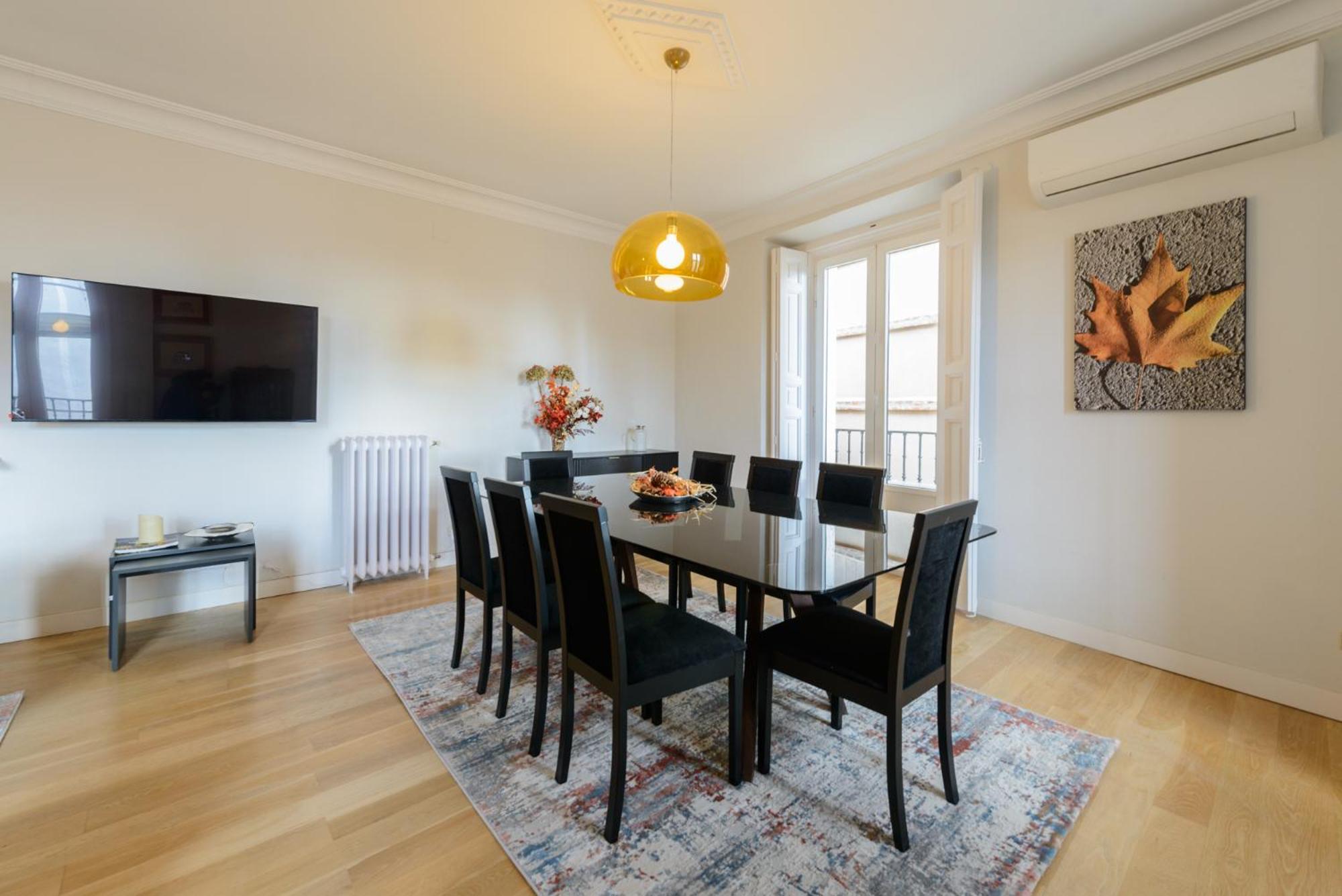 170m2 Muy Amplio Y Lujoso- 1 Min Plaza Mayor Apartment Madrid