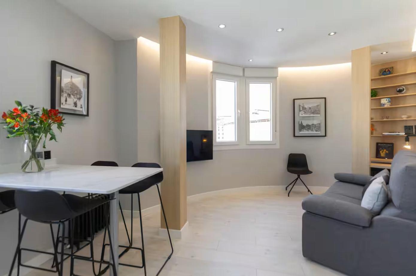 Gran Via Apartment *