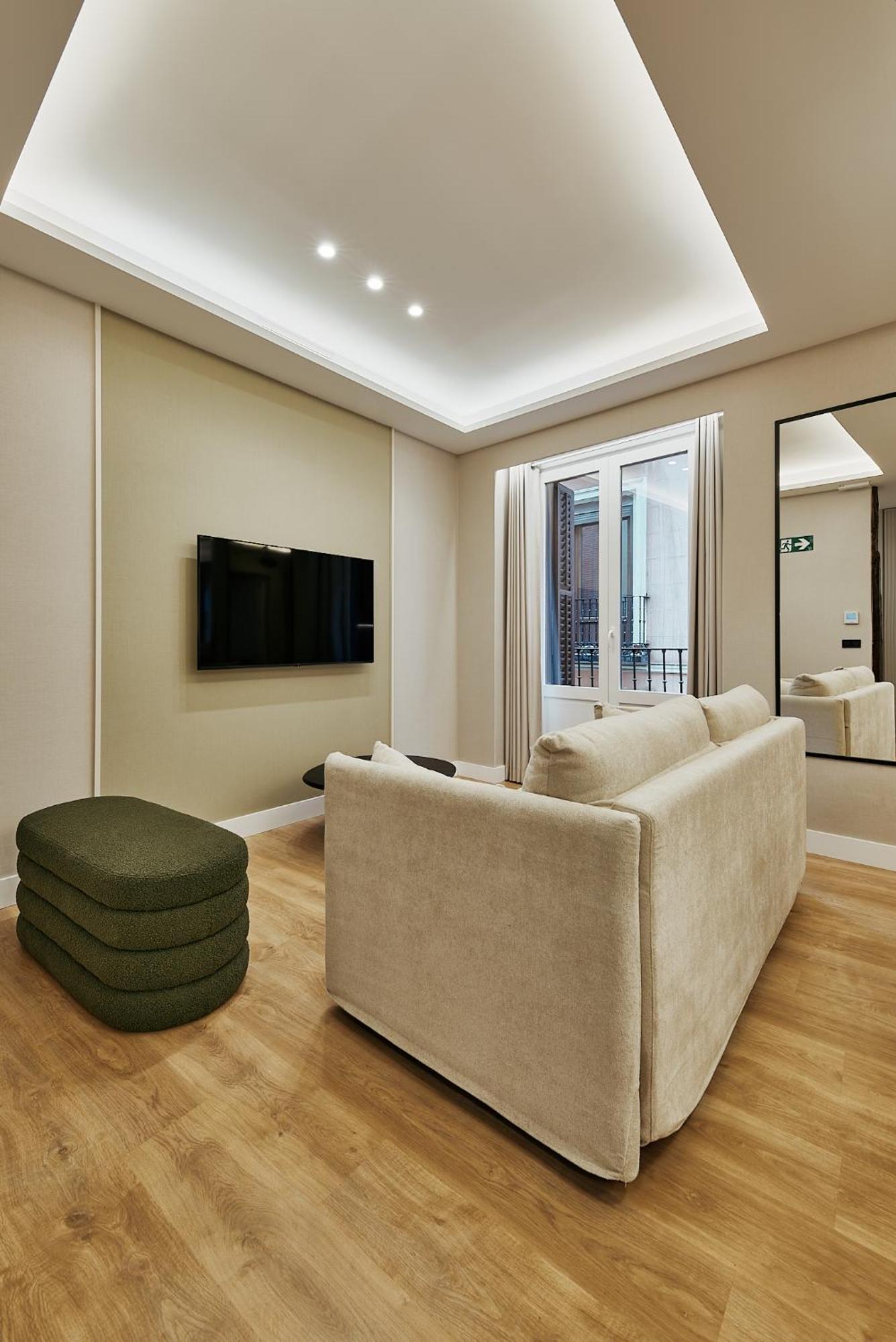 Lejlighed Centro Ii Calle Barcelona 4br Madrid