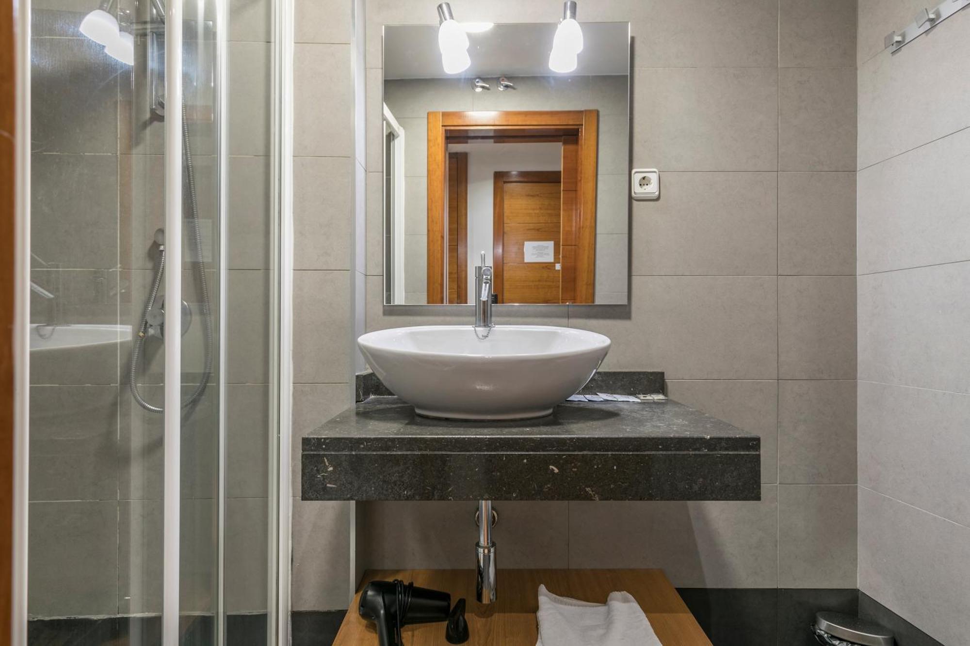 Luna 1 By Forever Apartment *