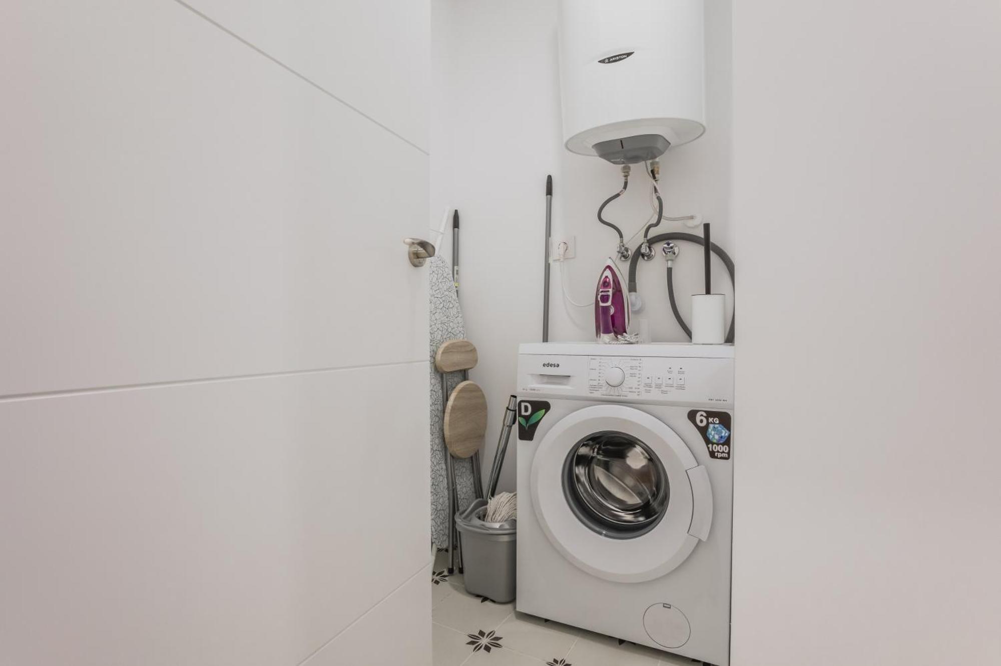 Spacious Stylish - 2bd 1bth - Cuatro Caminos * Madrid