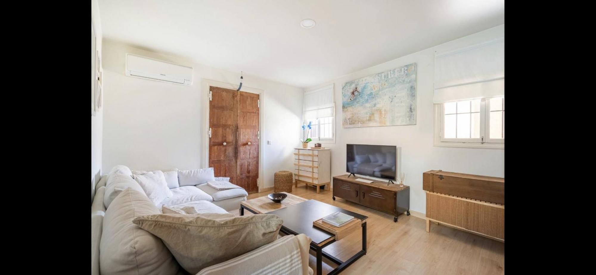 In Monumental Square Center Apartment Madrid