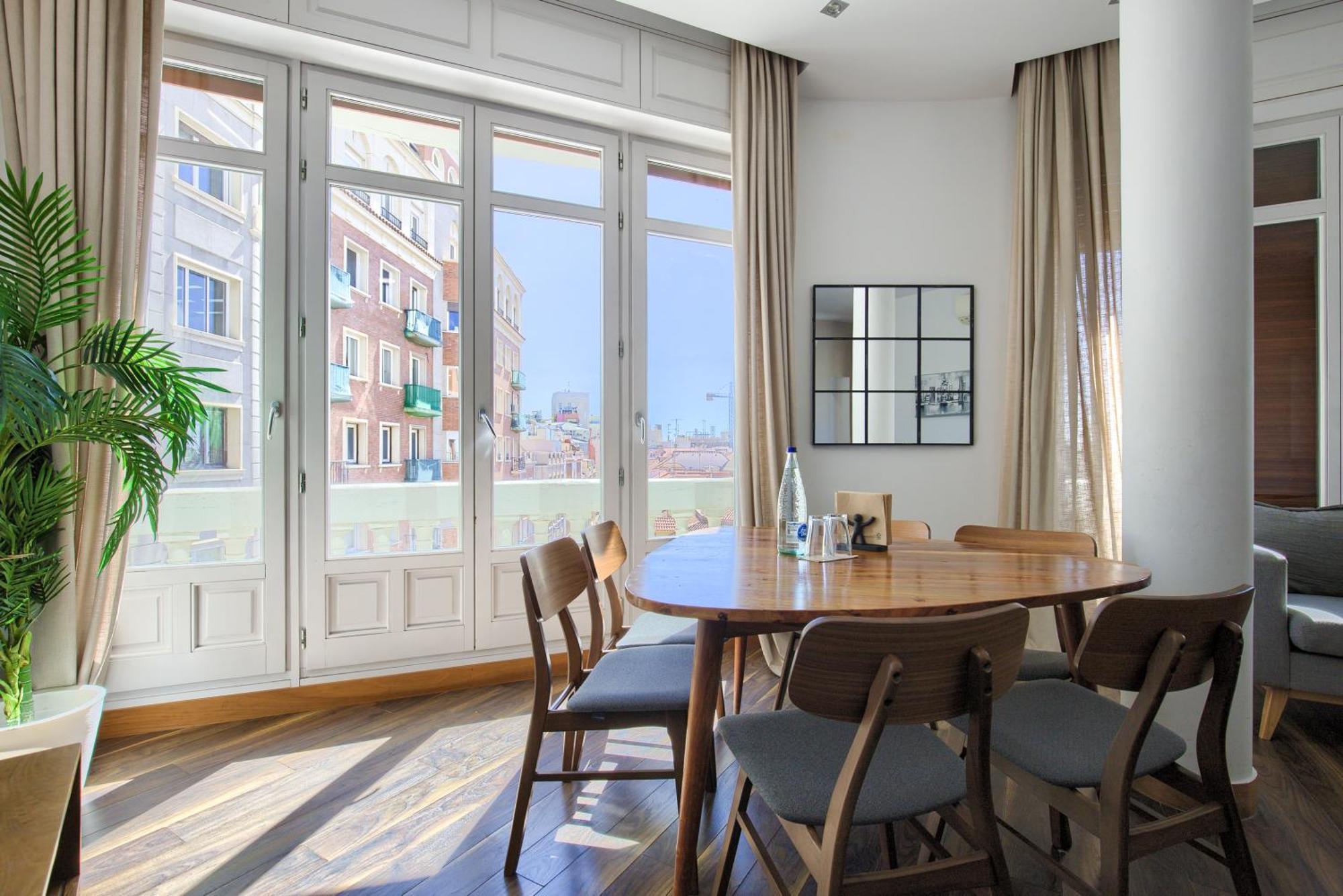 Apartment Dobo Gran Via *
