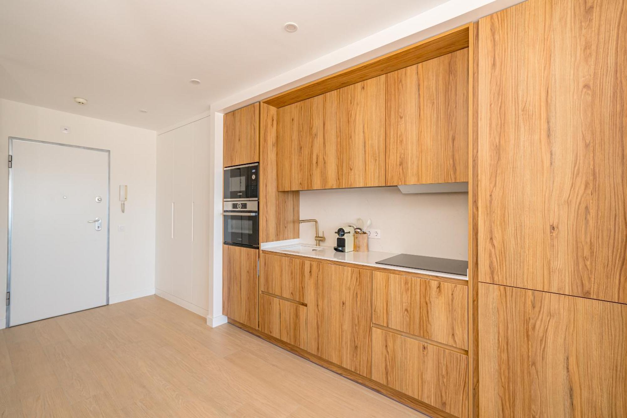 Plaza Espana Luxury Apartment *