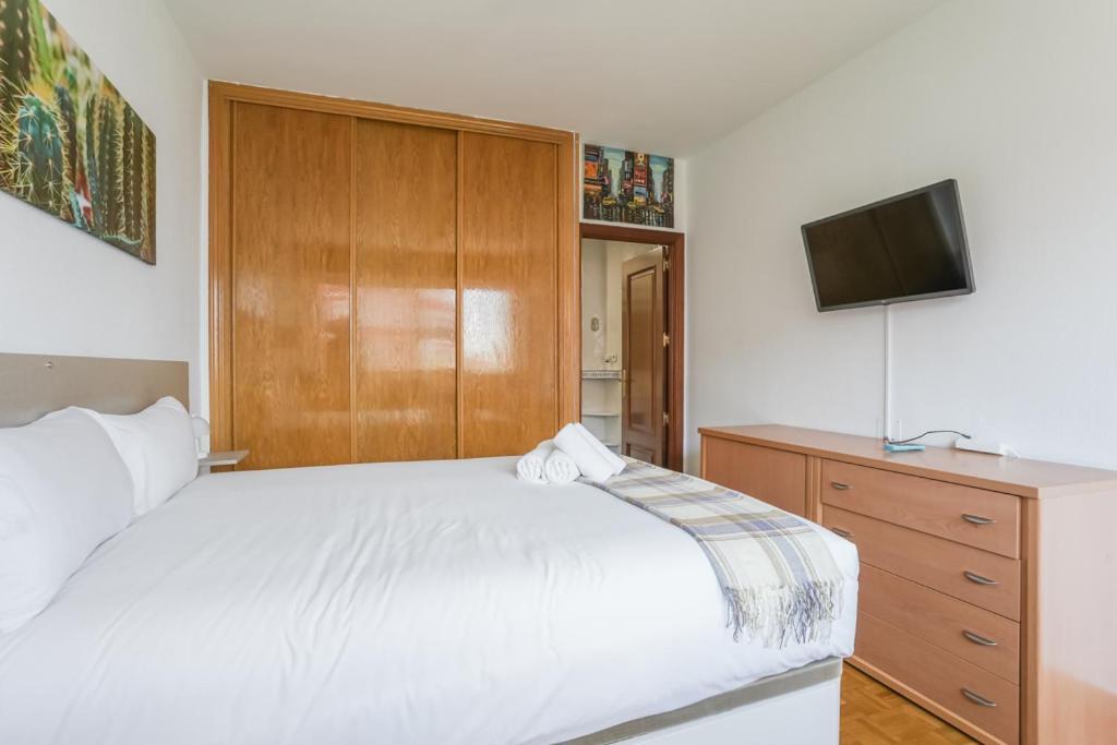 Cozy And Bright - 1 Bedroom 1 Bathroom - Salamanca *