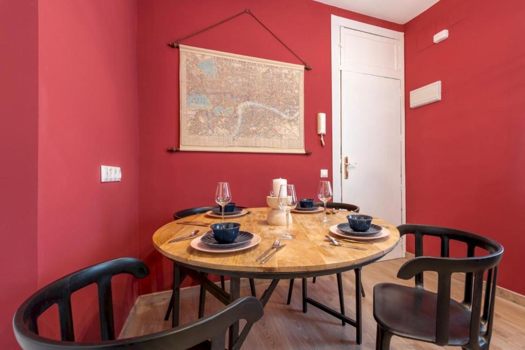 Apartment 3 Bedrooms 1 Bathroom Furnished - Lavapies- Mintystay