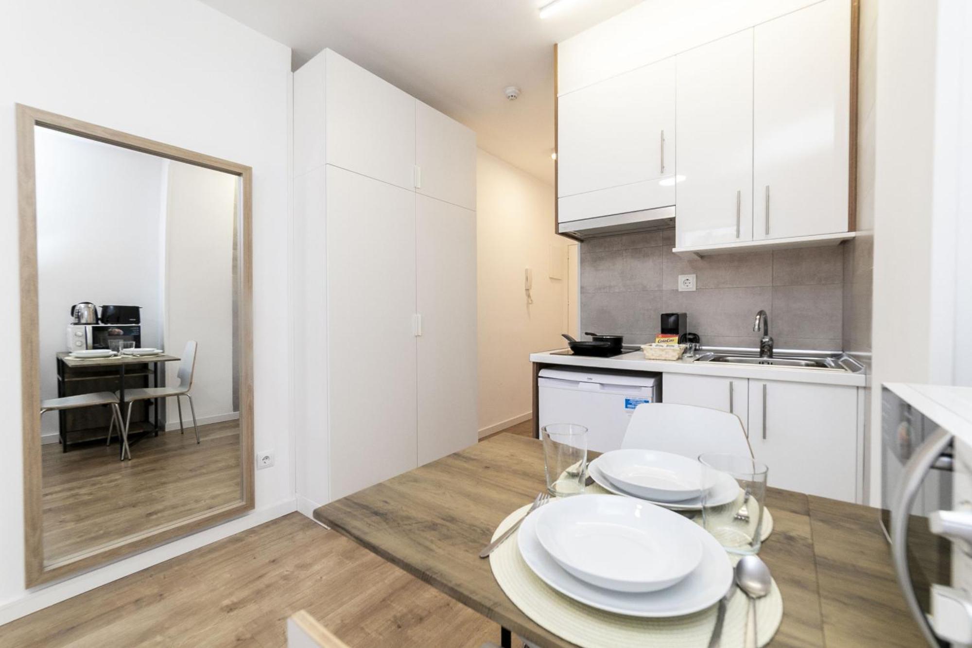 Deluxe V - Ferga Apartment