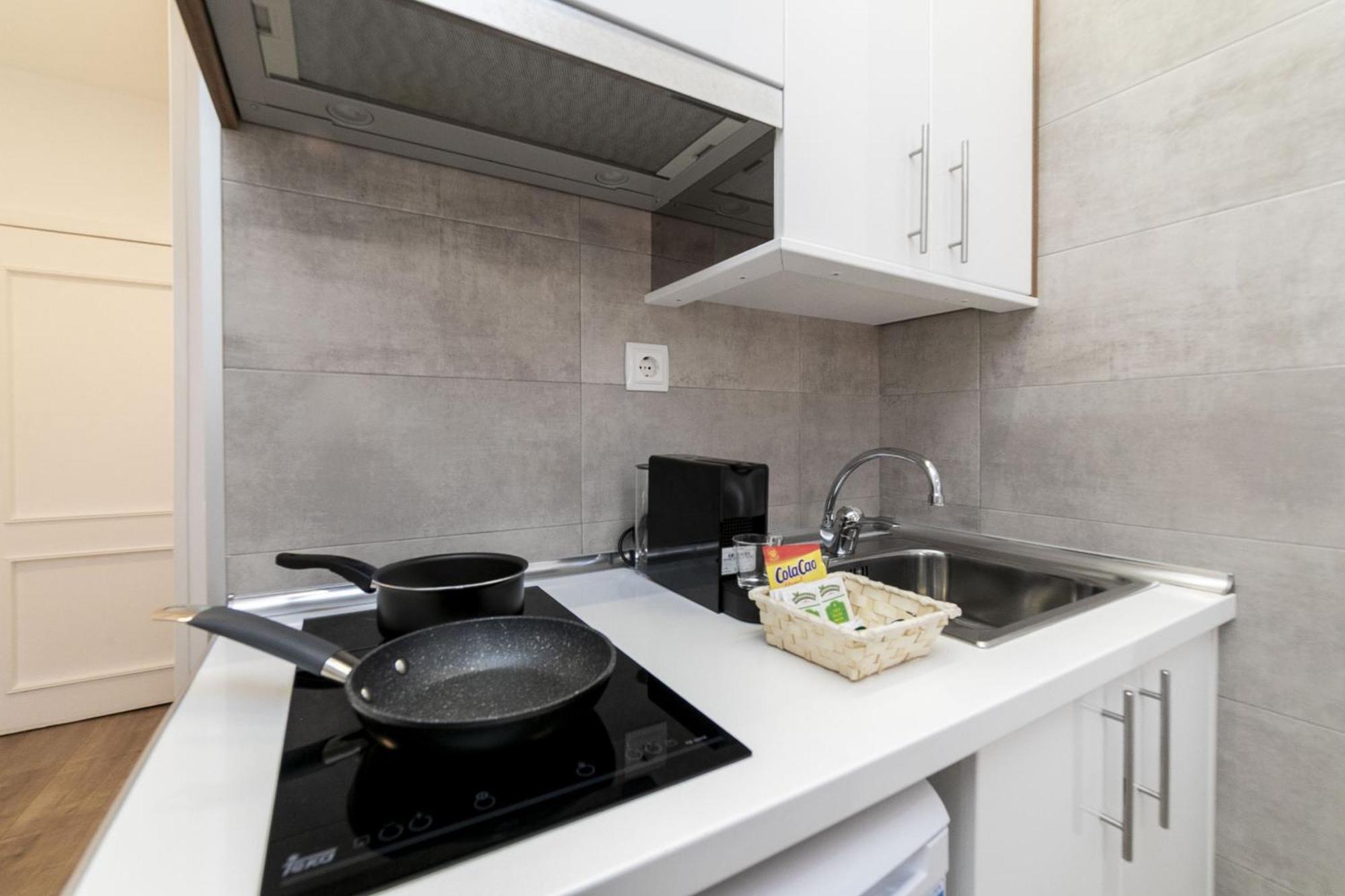 Deluxe V - Ferga Apartment *