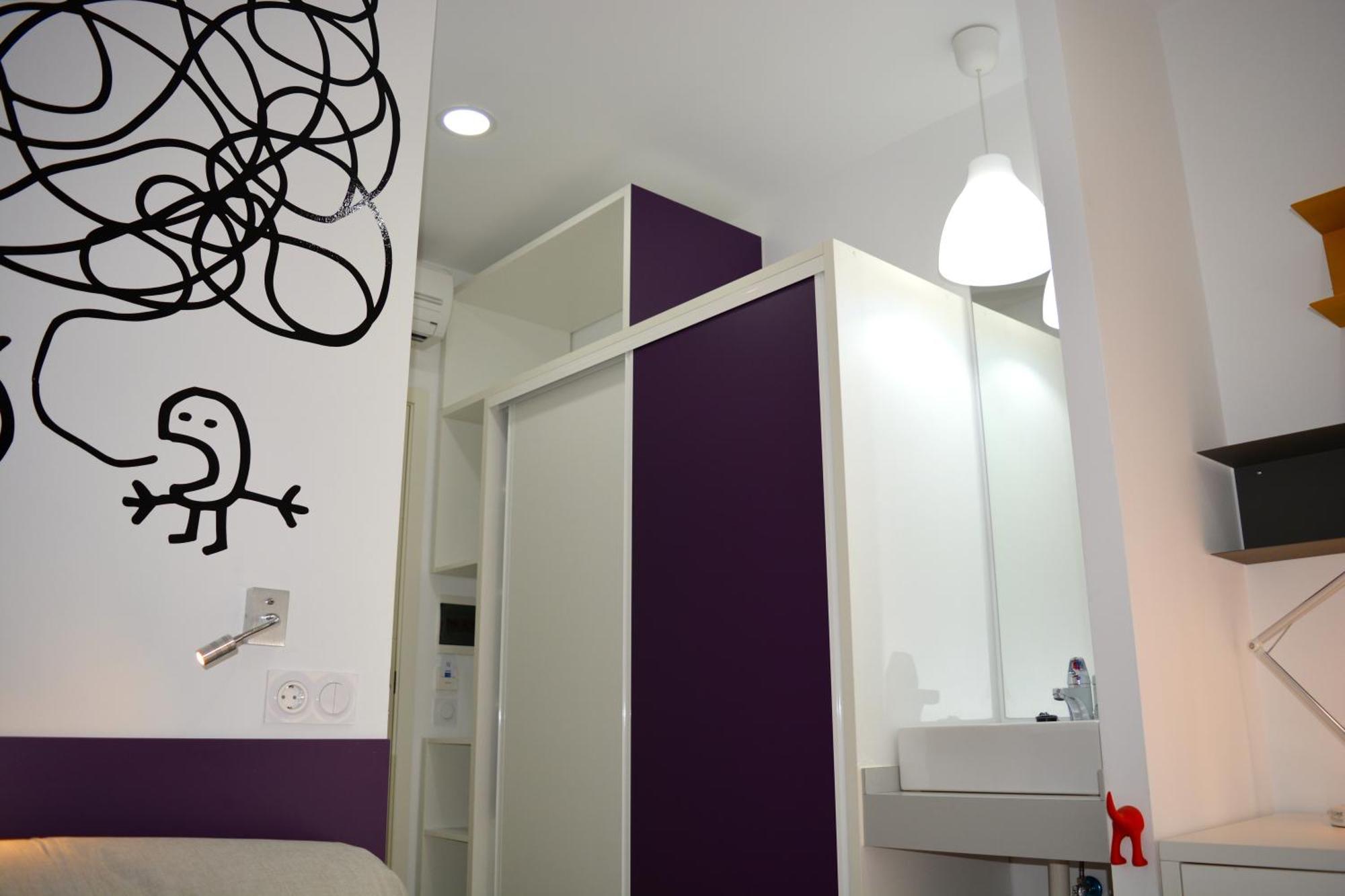 Residencia Universitaria Tagaste Guest house