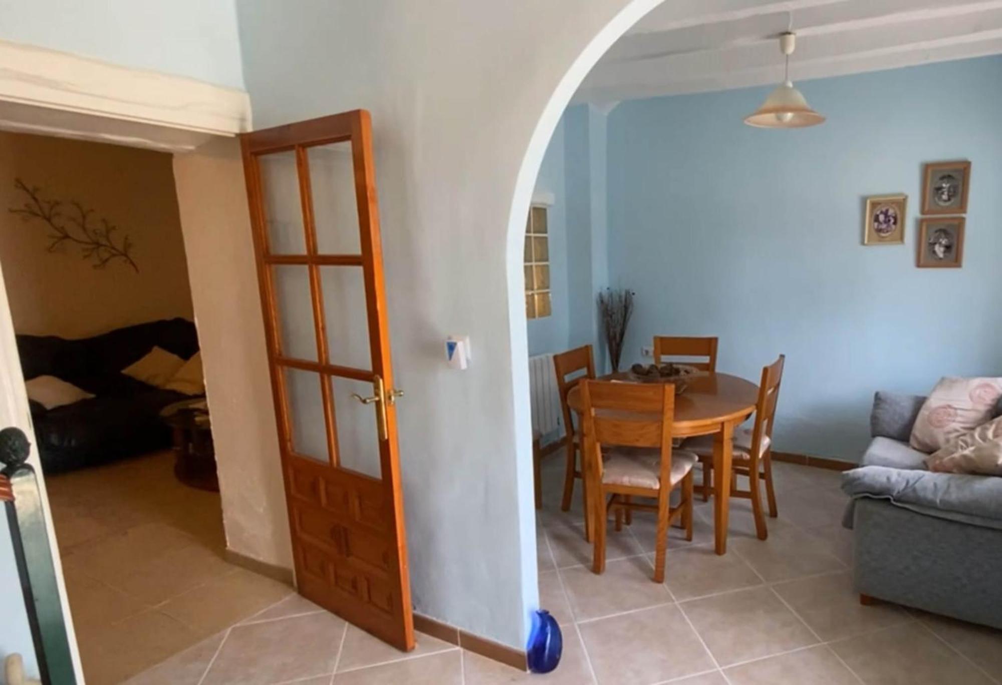 Remote Prairie Apartment Madrid