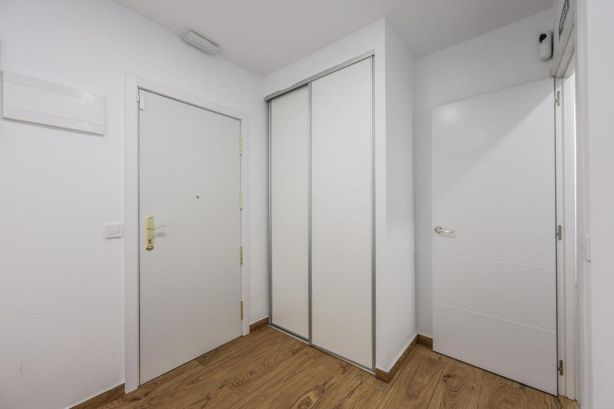 Apartment Simple And Quiet Near Retiro- Ideal For Couples