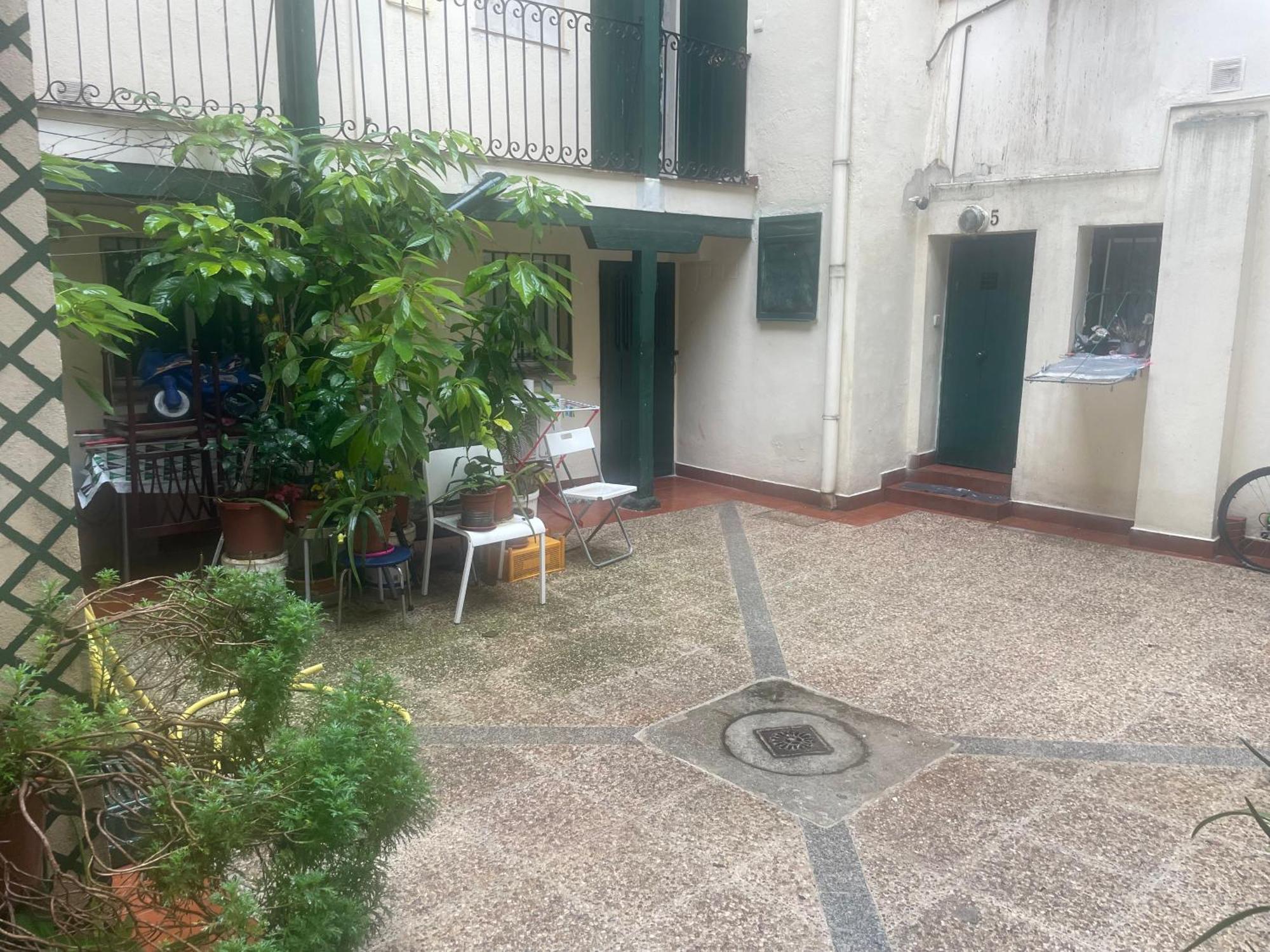 Apartamento San Vicente Ferrer, Metro Tribunal, Malasana *