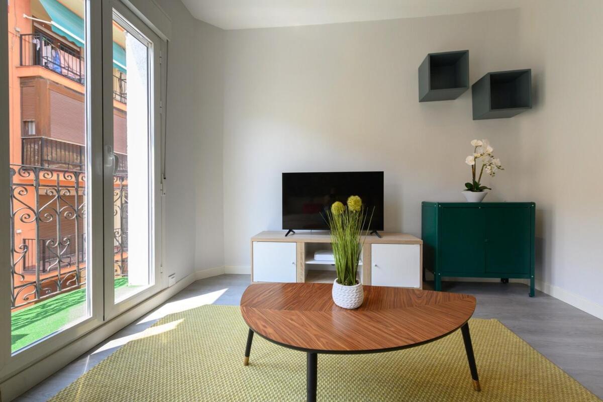 2 Bedroom With Balcony In Temporary Ten60 Apartamento