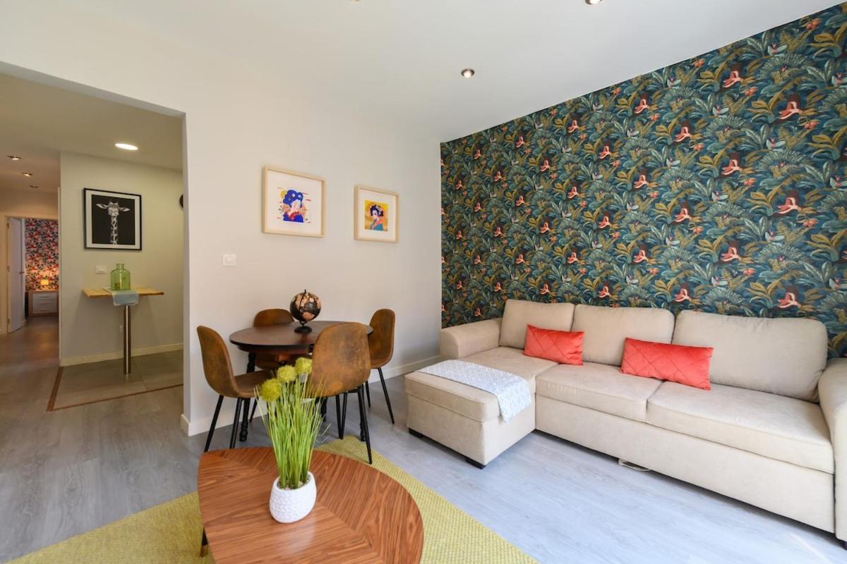 2 Bedroom With Balcony In Temporary Ten60
