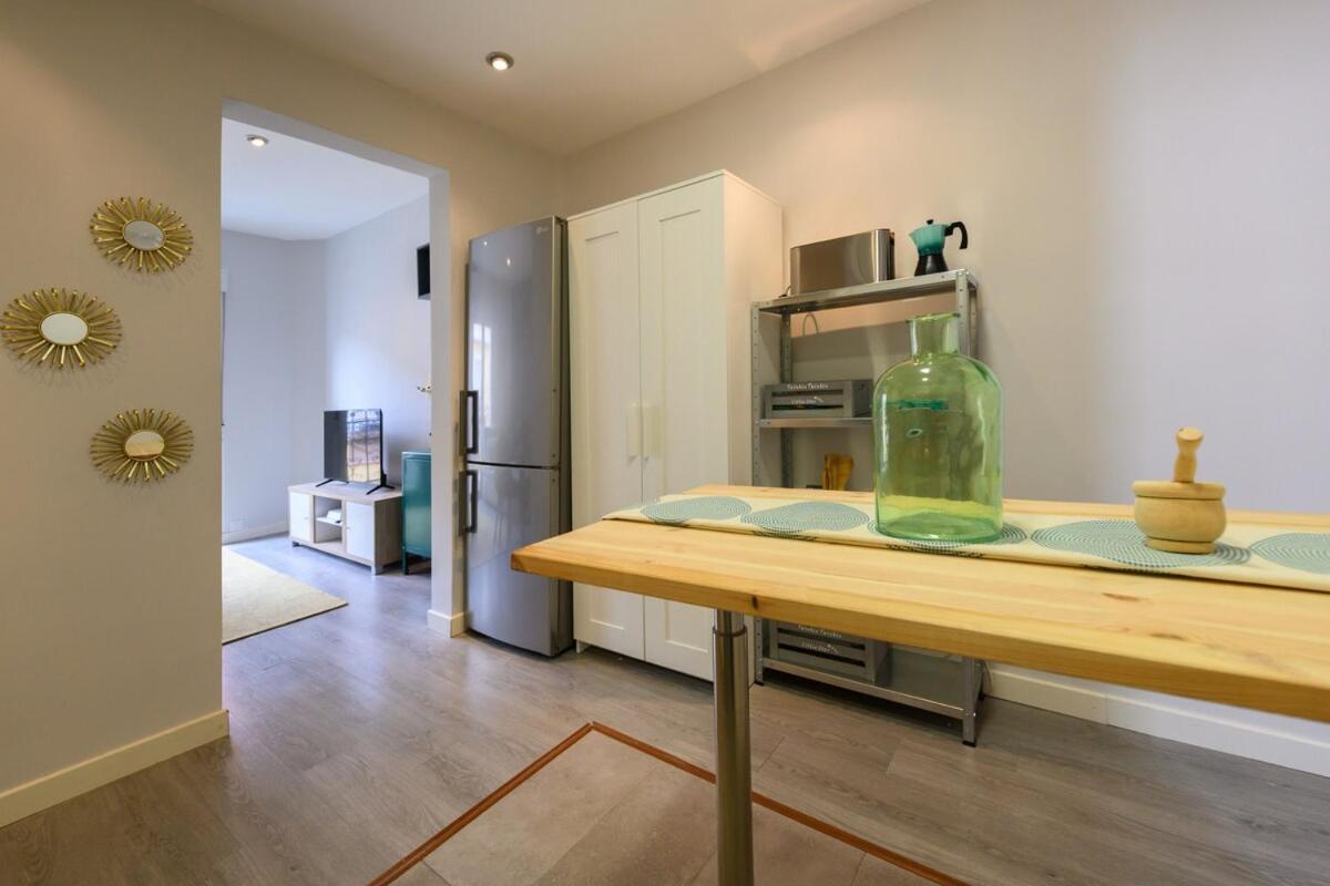 2 Bedroom With Balcony In Temporary Ten60 * Madrid