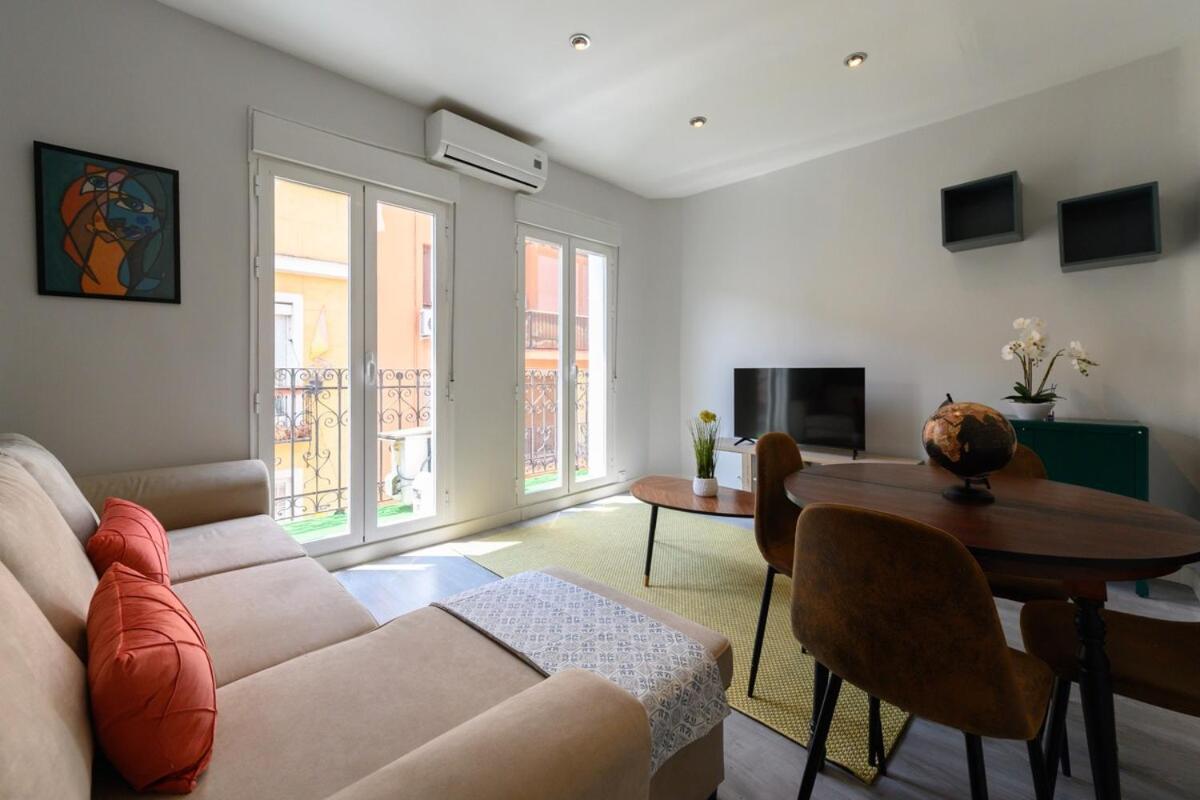2 Bedroom With Balcony In Temporary Ten60 Apartamento *