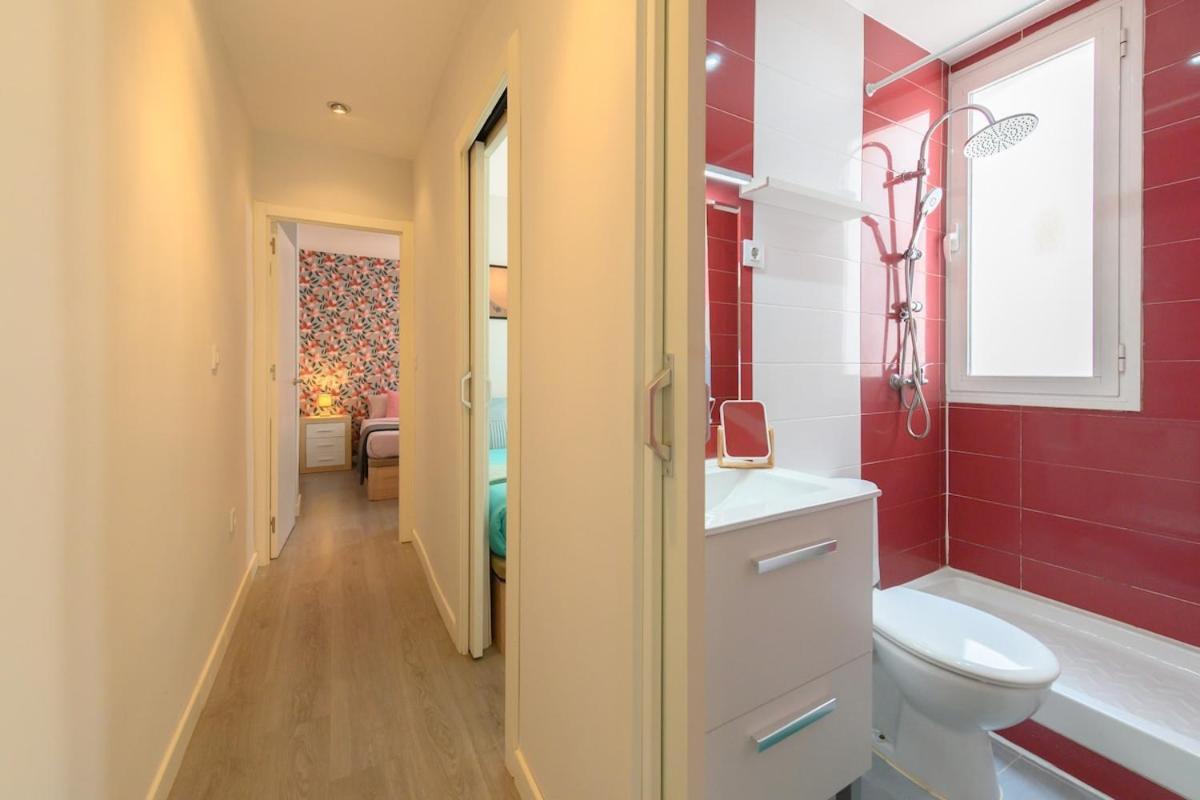 2 Bedroom With Balcony In Temporary Ten60 Apartamento Madrid