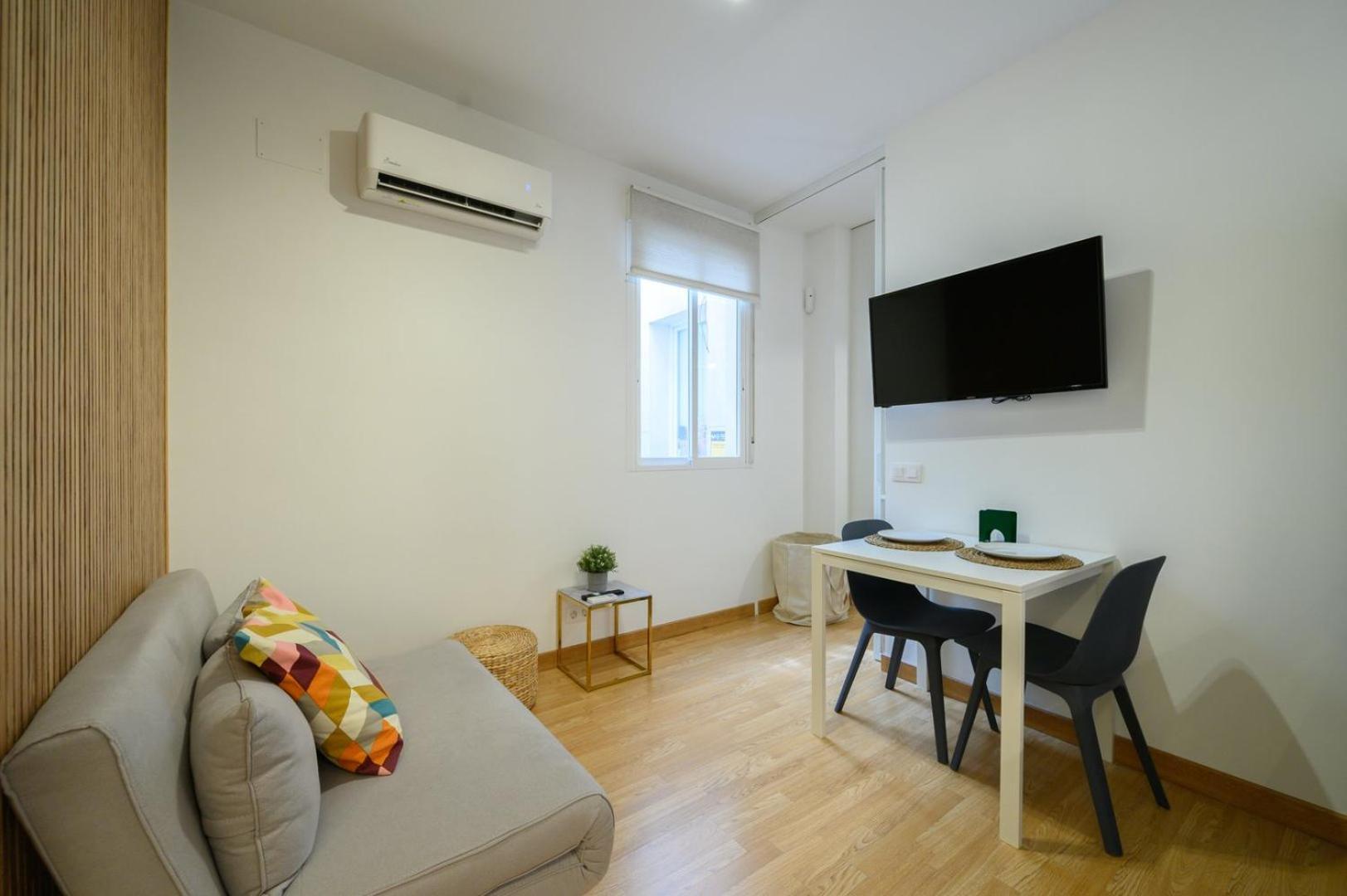 Guestready - Couple's Getaway In Apartment Madrid