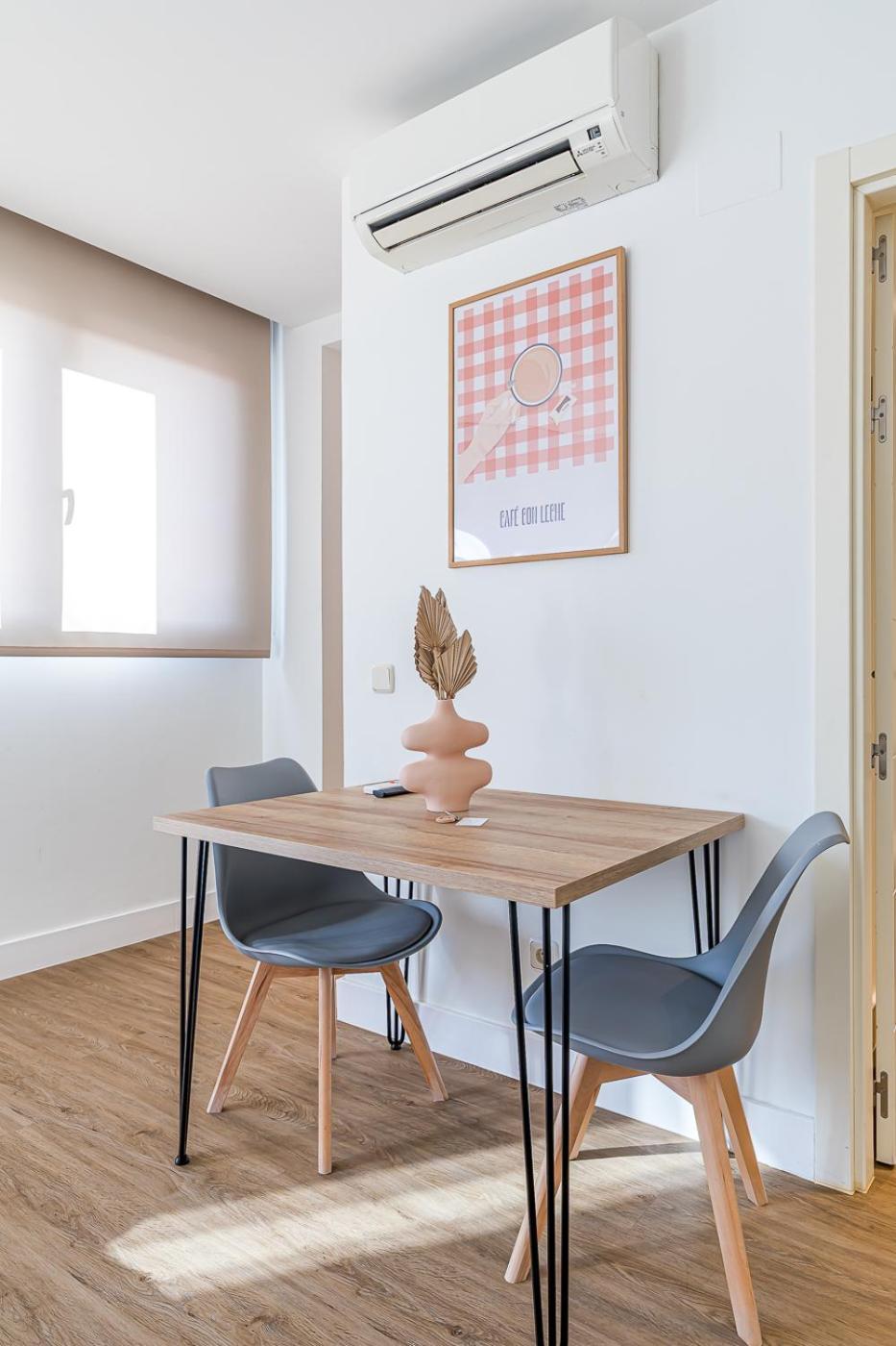 Caterina Cuatro Torres Apartment Madrid