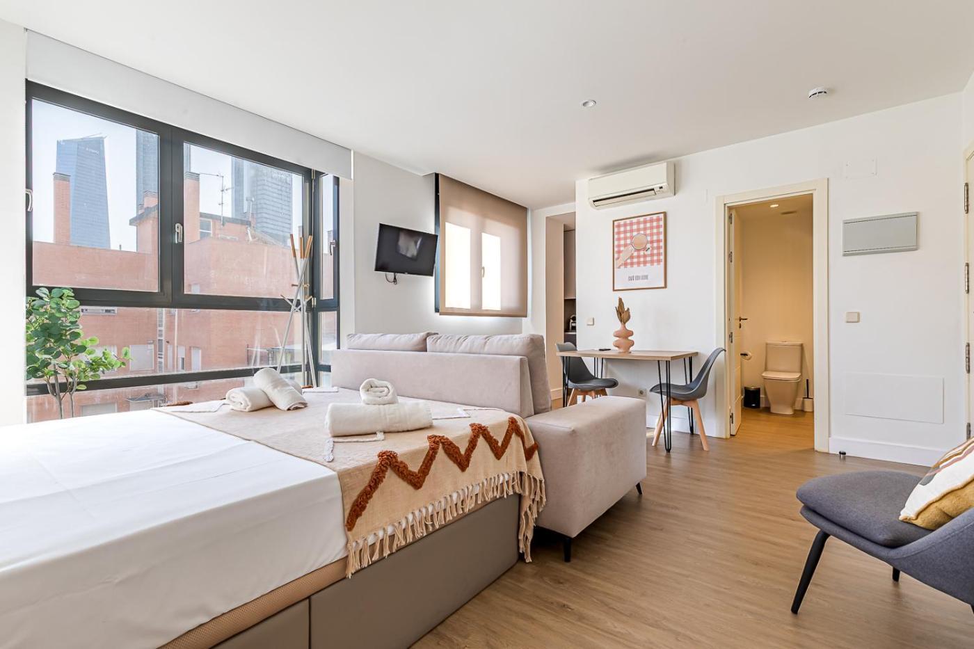 Caterina Cuatro Torres * Madrid
