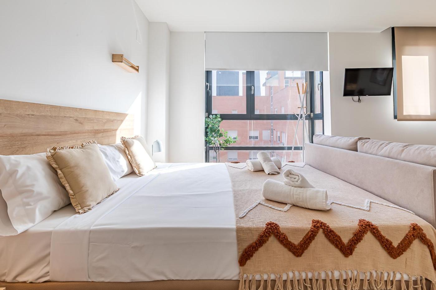 Caterina Cuatro Torres Apartment *