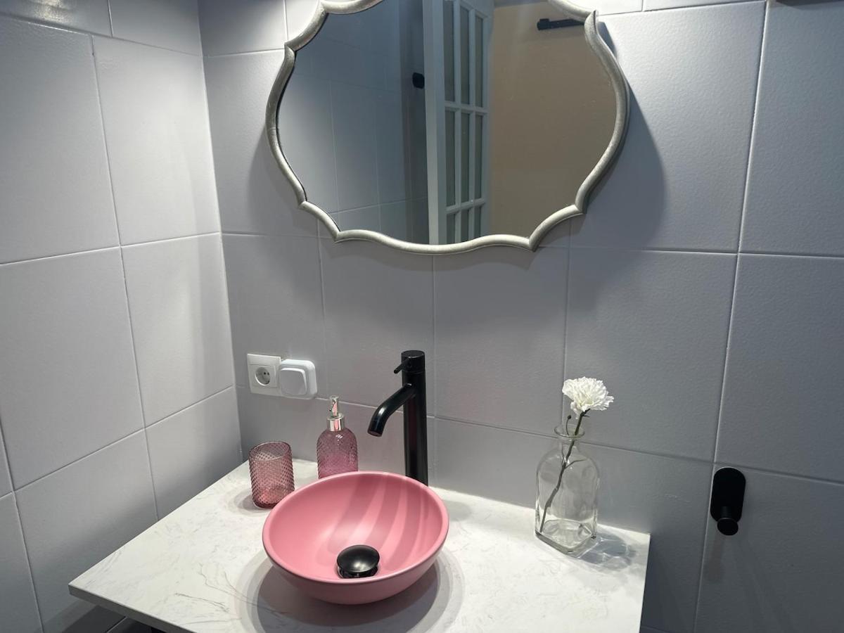 Special Near Beaches And Santander Apartment Madrid