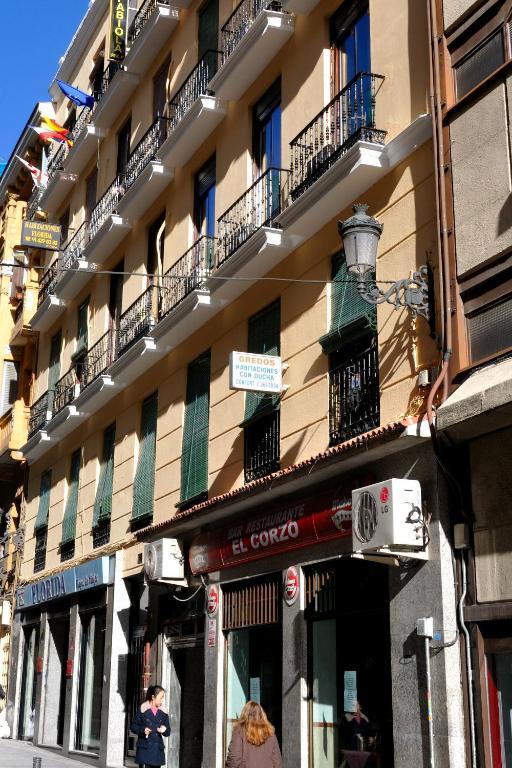 Far Plaza Mayor Vandrerhjem *