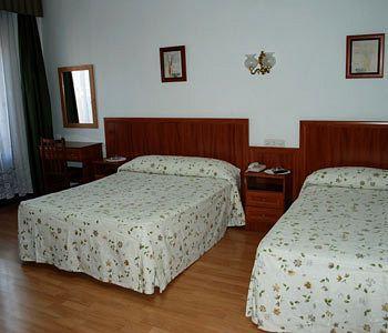 Casa de hóspedes Galaico Madri