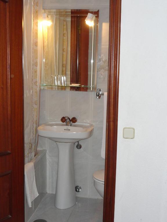 Fuencarral Kryse&breogan Guest house