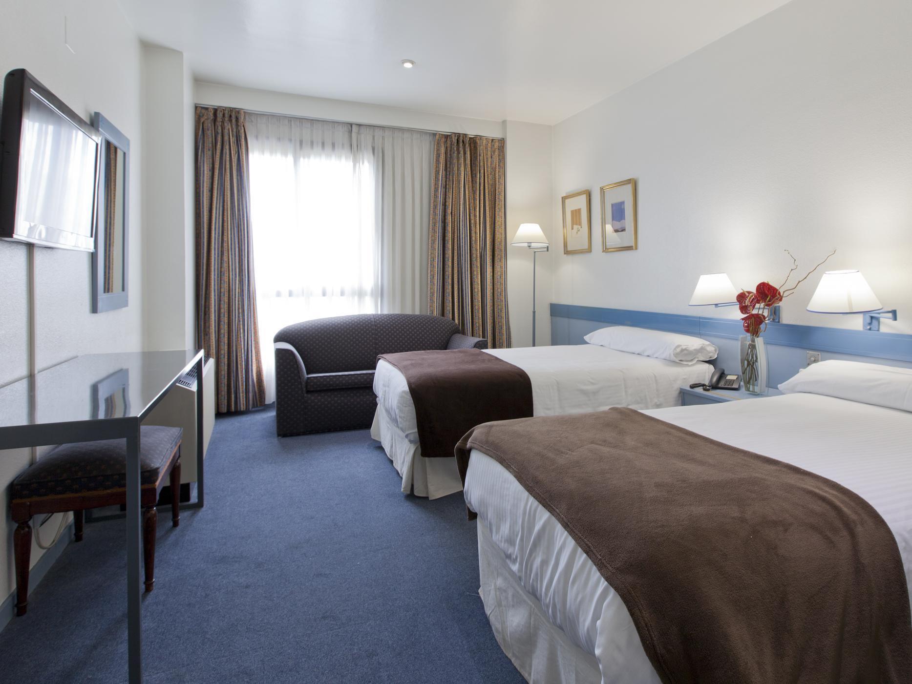 Espahotel Plaza De Espana 3* Madrid