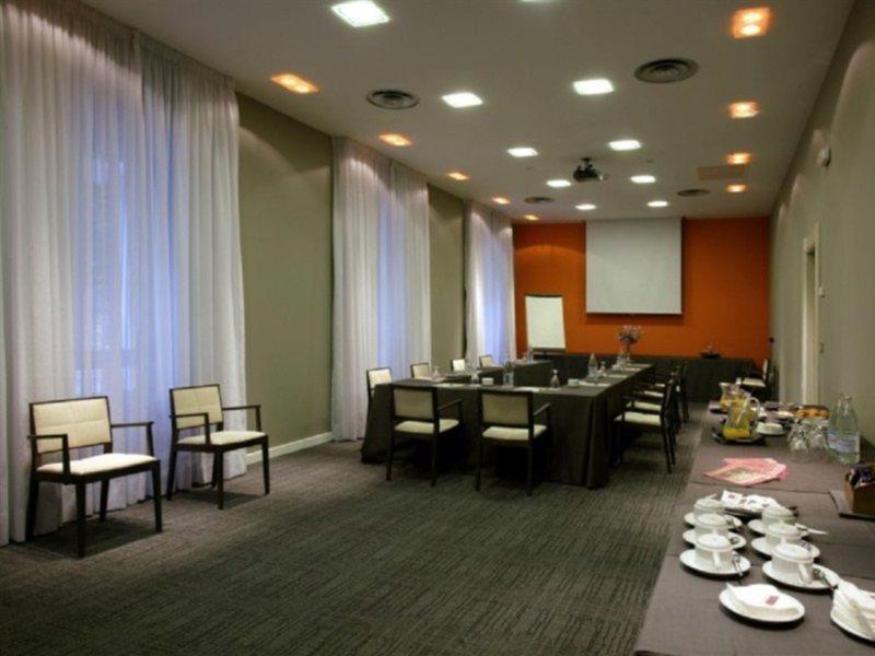 Icon Embassy Hotel