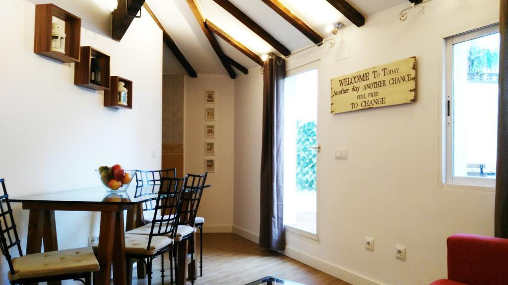Apartamento En La Puerta Del Sol Apartment