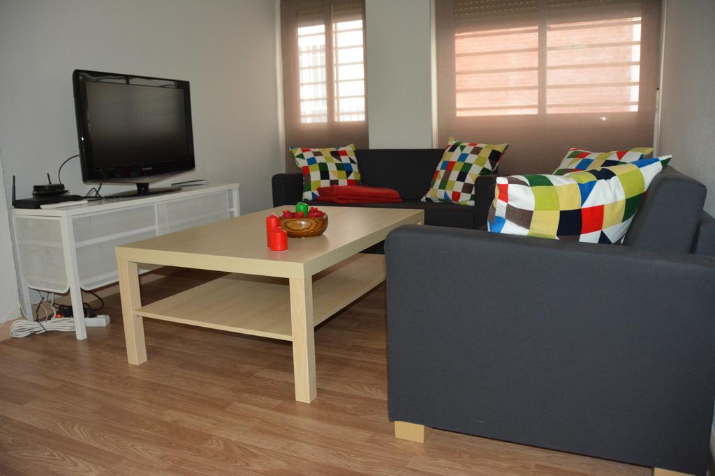 Apartment For Barrio Del Pilar Temporal Sar28 Madrid