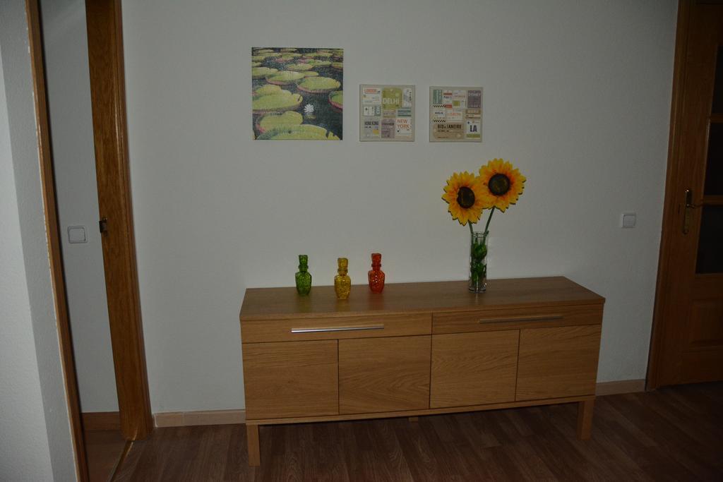 Apartment For Barrio Del Pilar Temporal Sar28