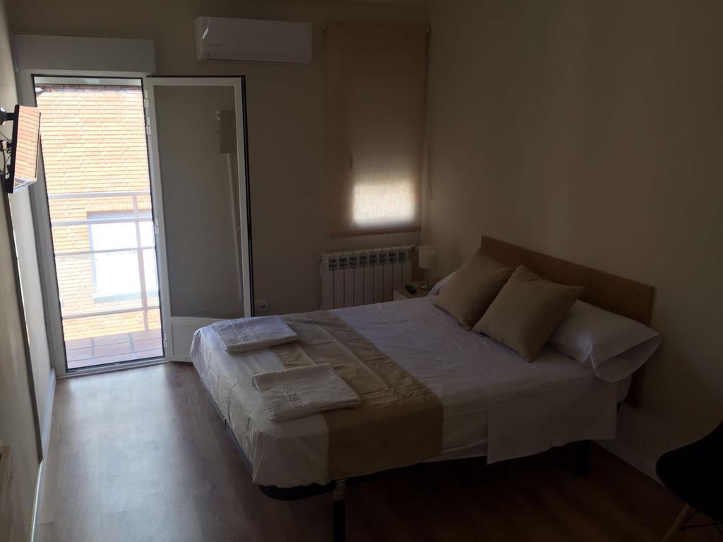 V. Guest house