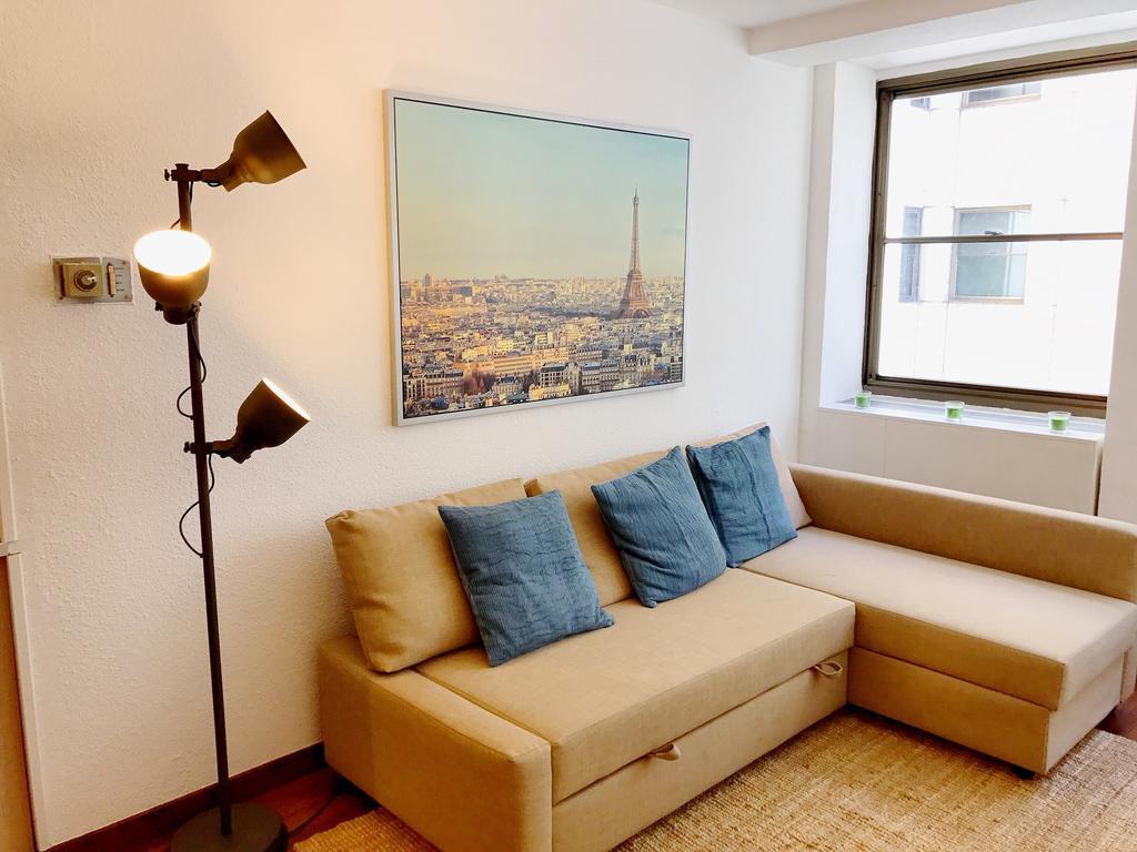 El Botones - Princesa Apartment