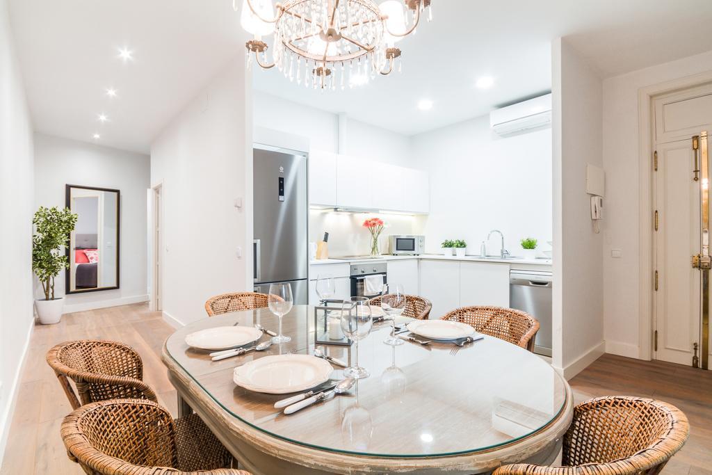 Apartment Pyr Select Plaza Santa Ana *