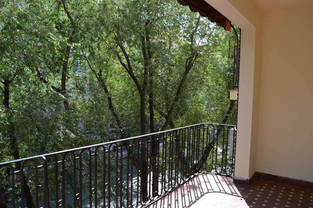 Jmg Hostel *