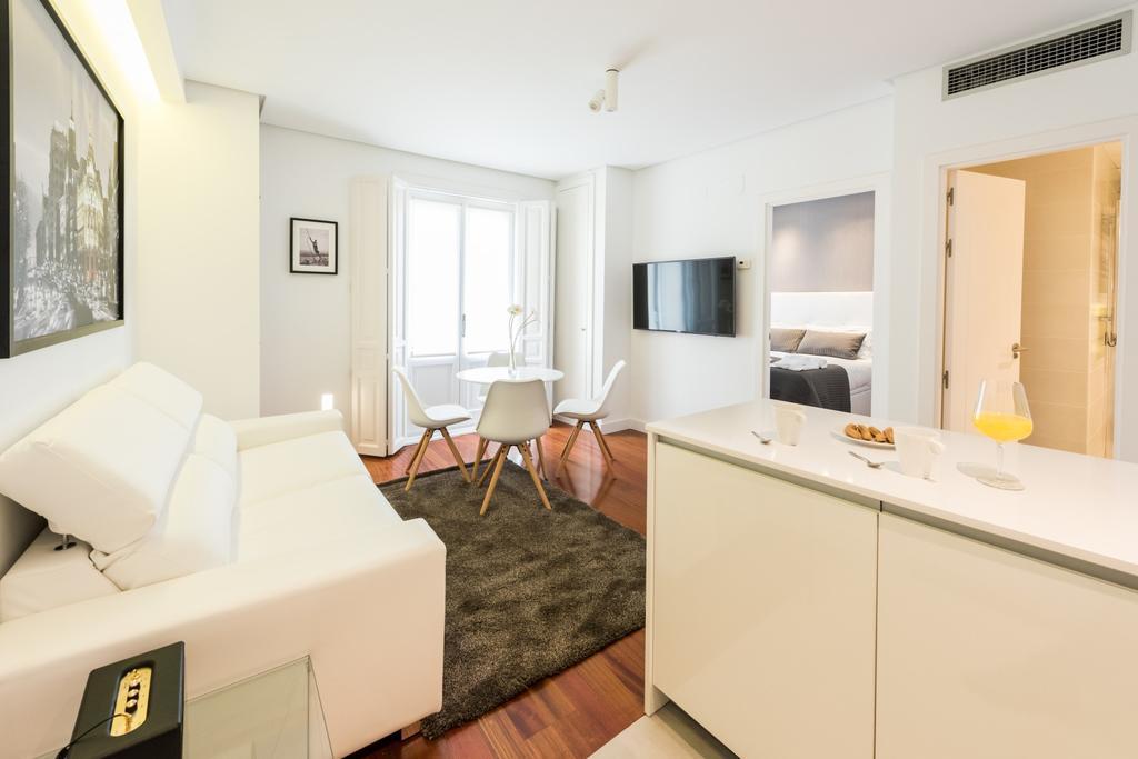 Santa Ana Plaza Apartamento Madri
