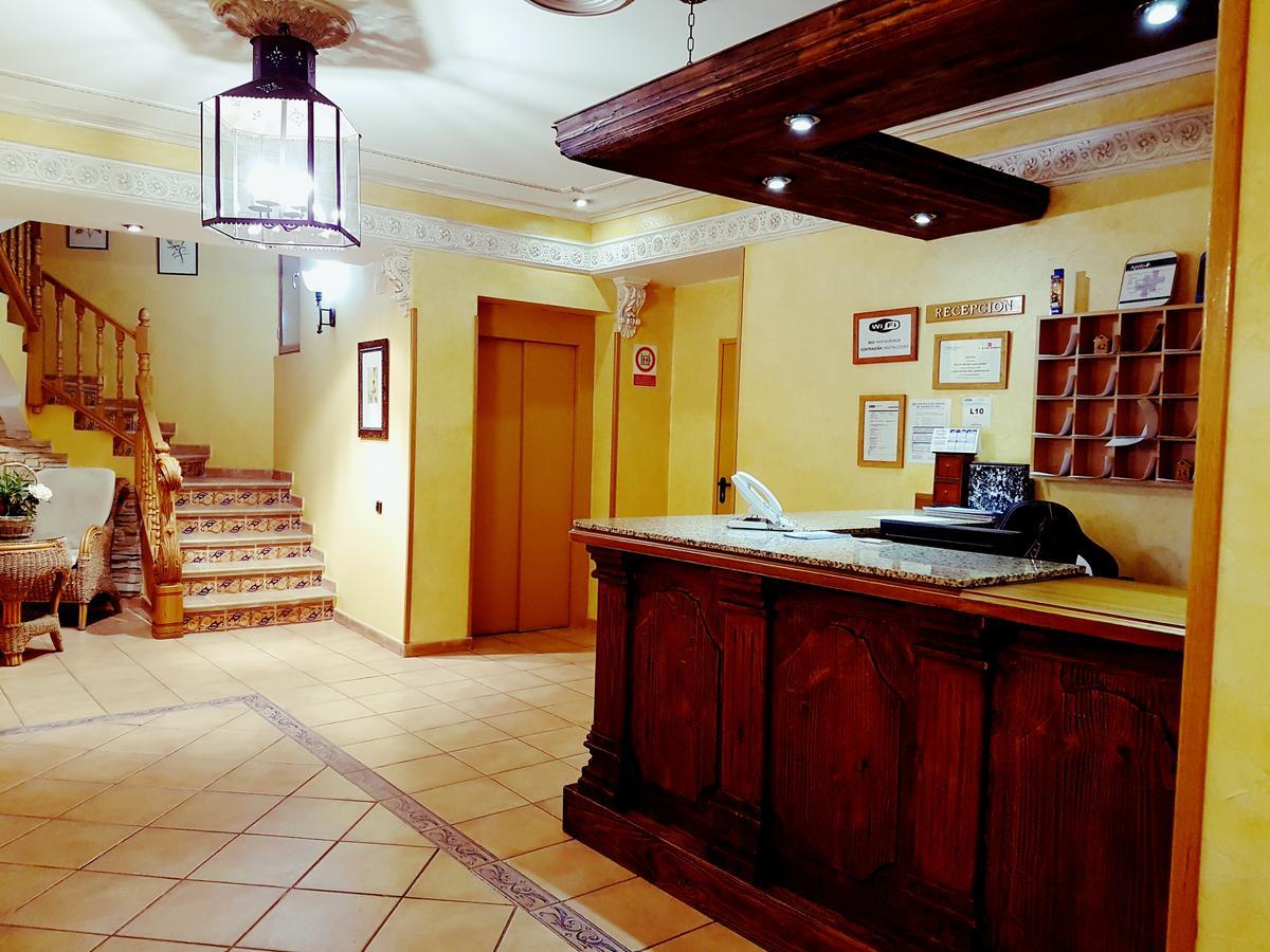 Casa de hóspedes Maria Ronda 3*