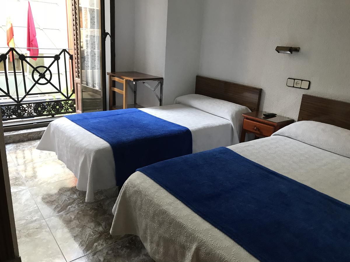 Paris Guest house *