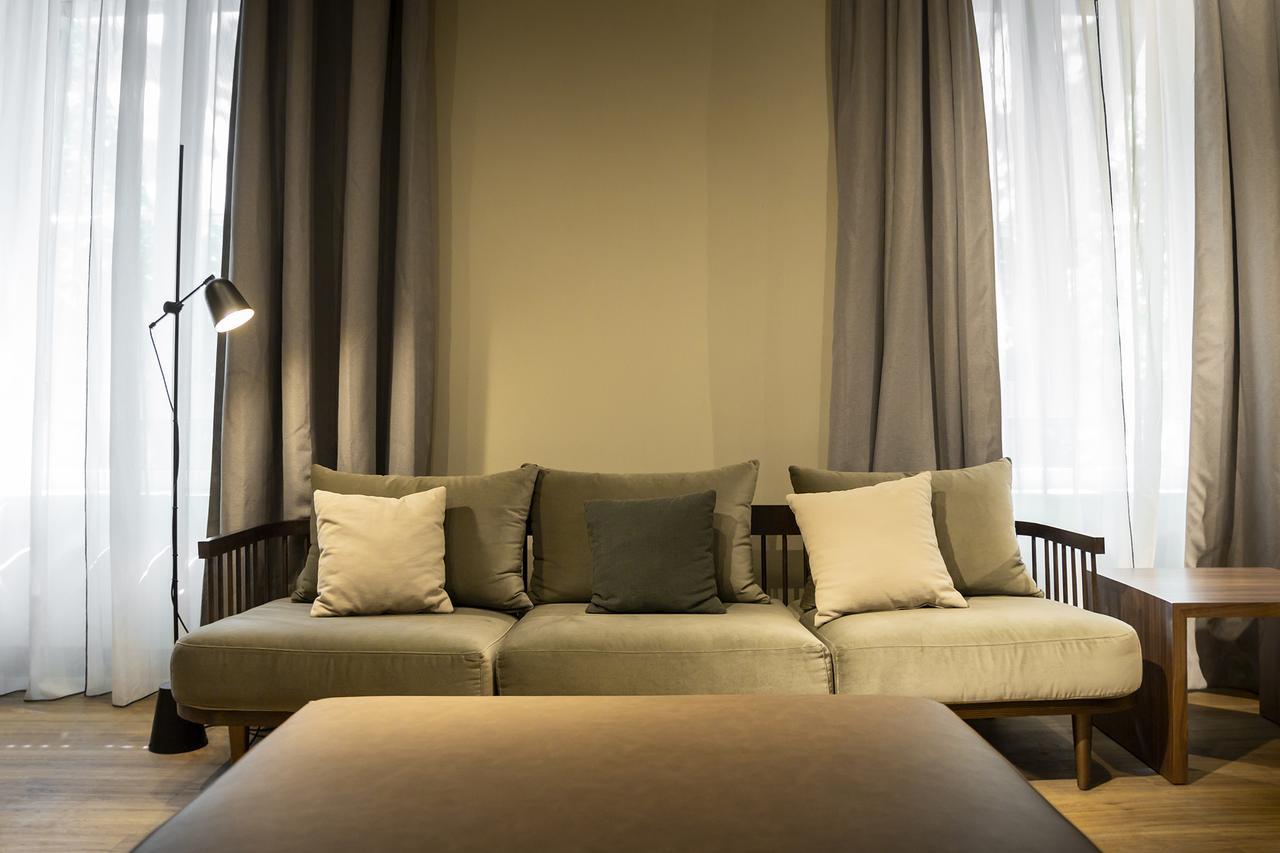 Icon Embassy Madrid