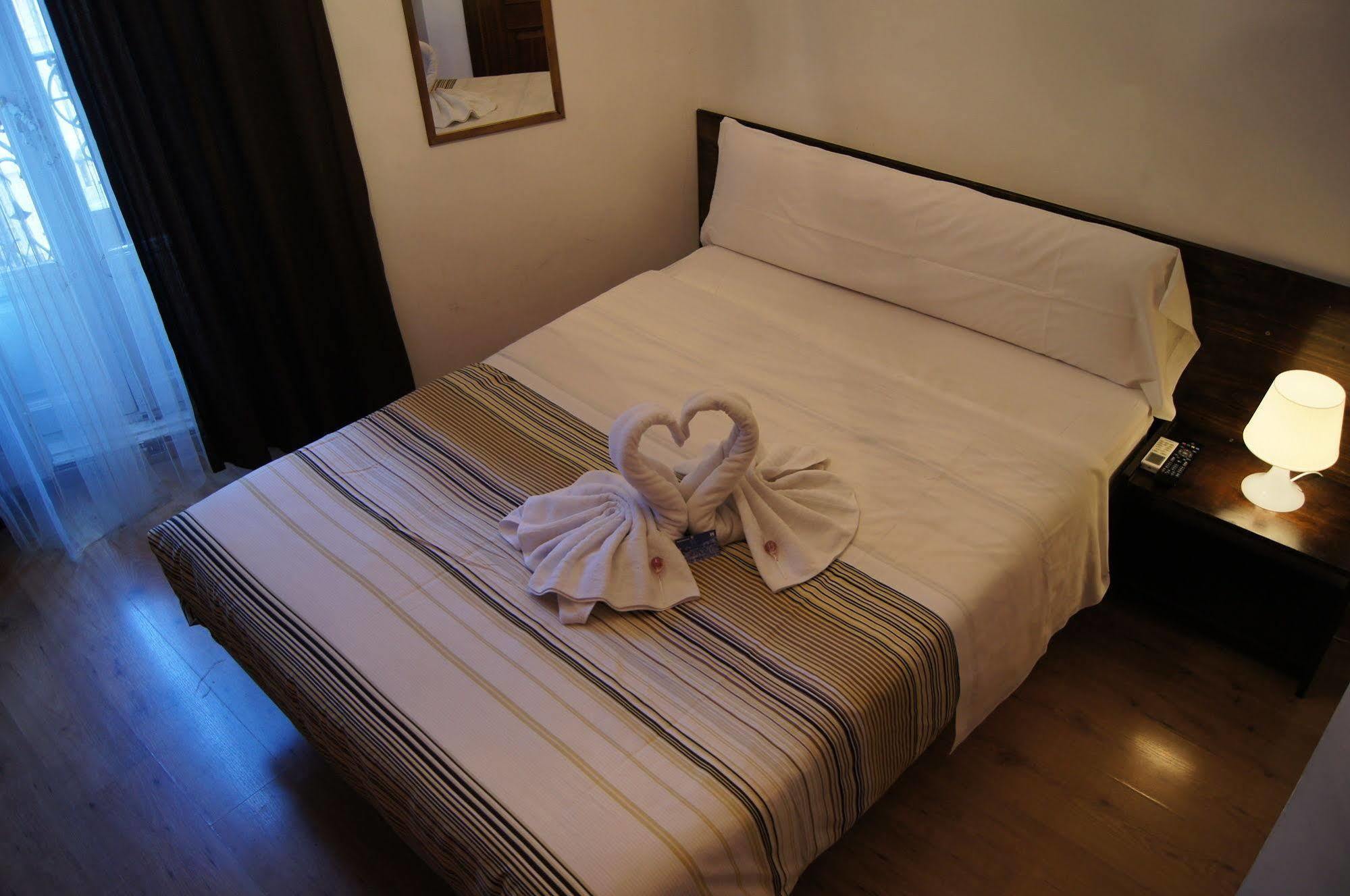 A Nuestra Senora De La Paloma Hostel *