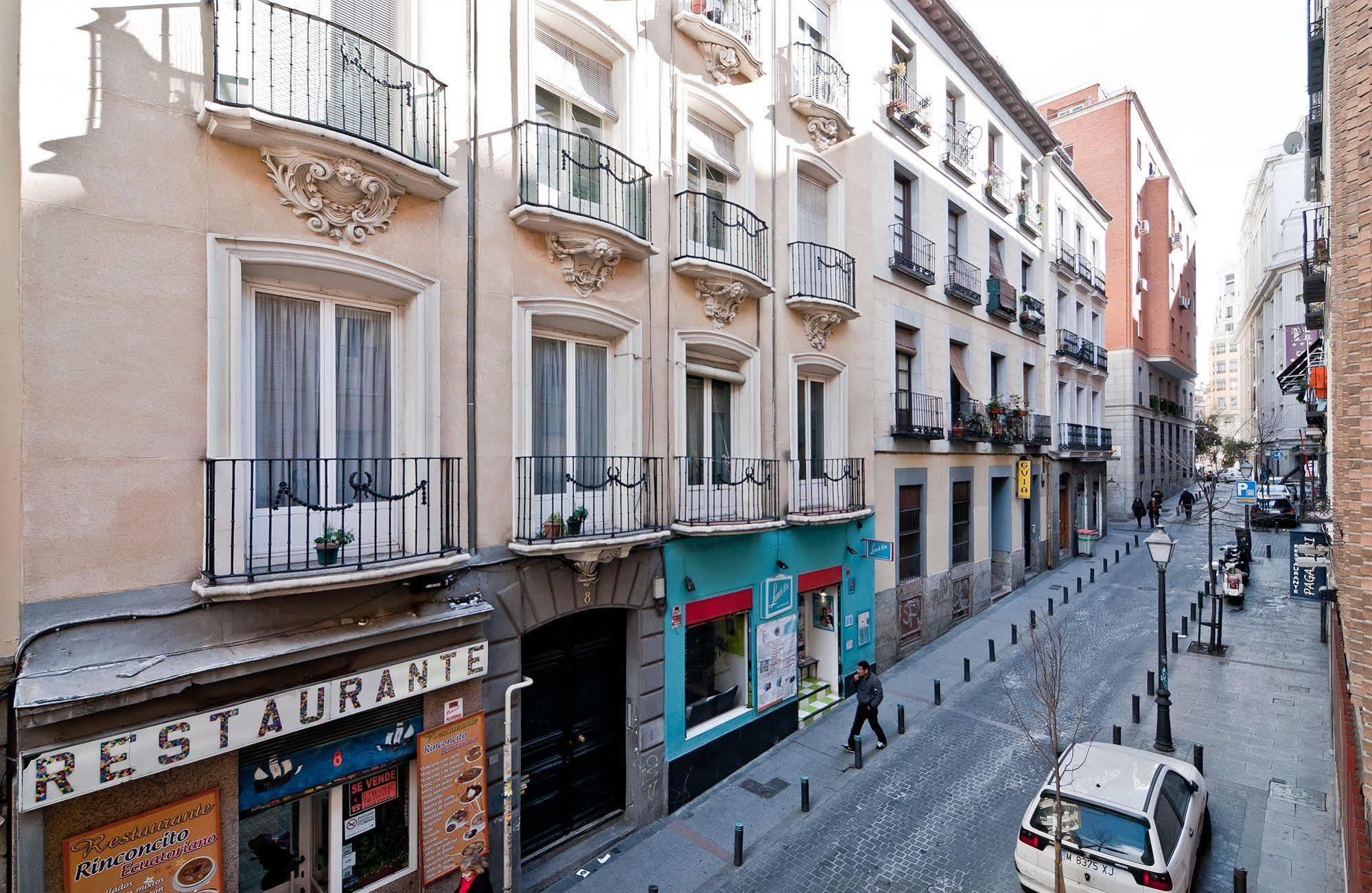 Aqui Me Quedo * Madrid