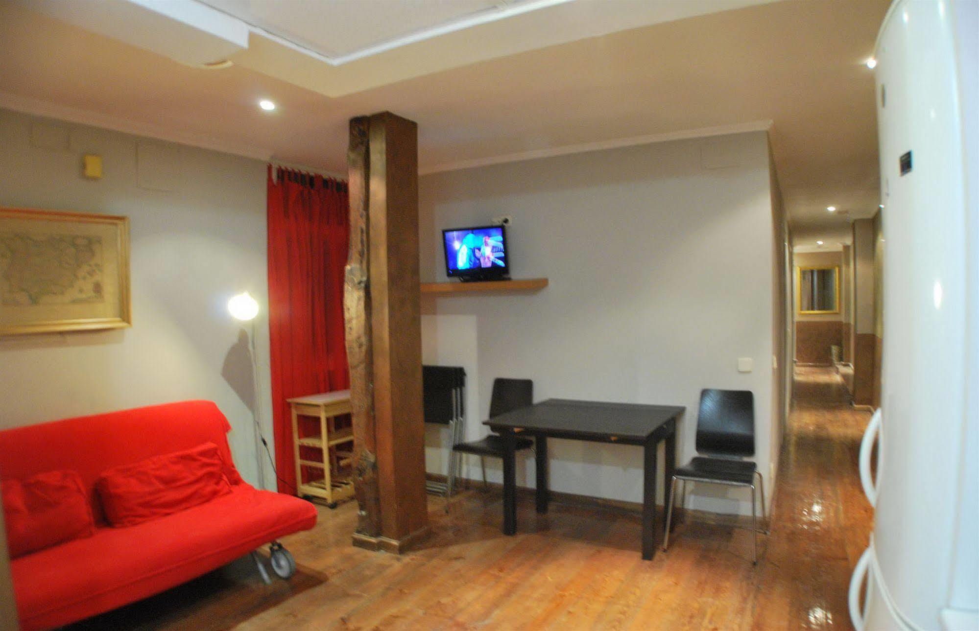 Hotel Aqui Me Quedo *
