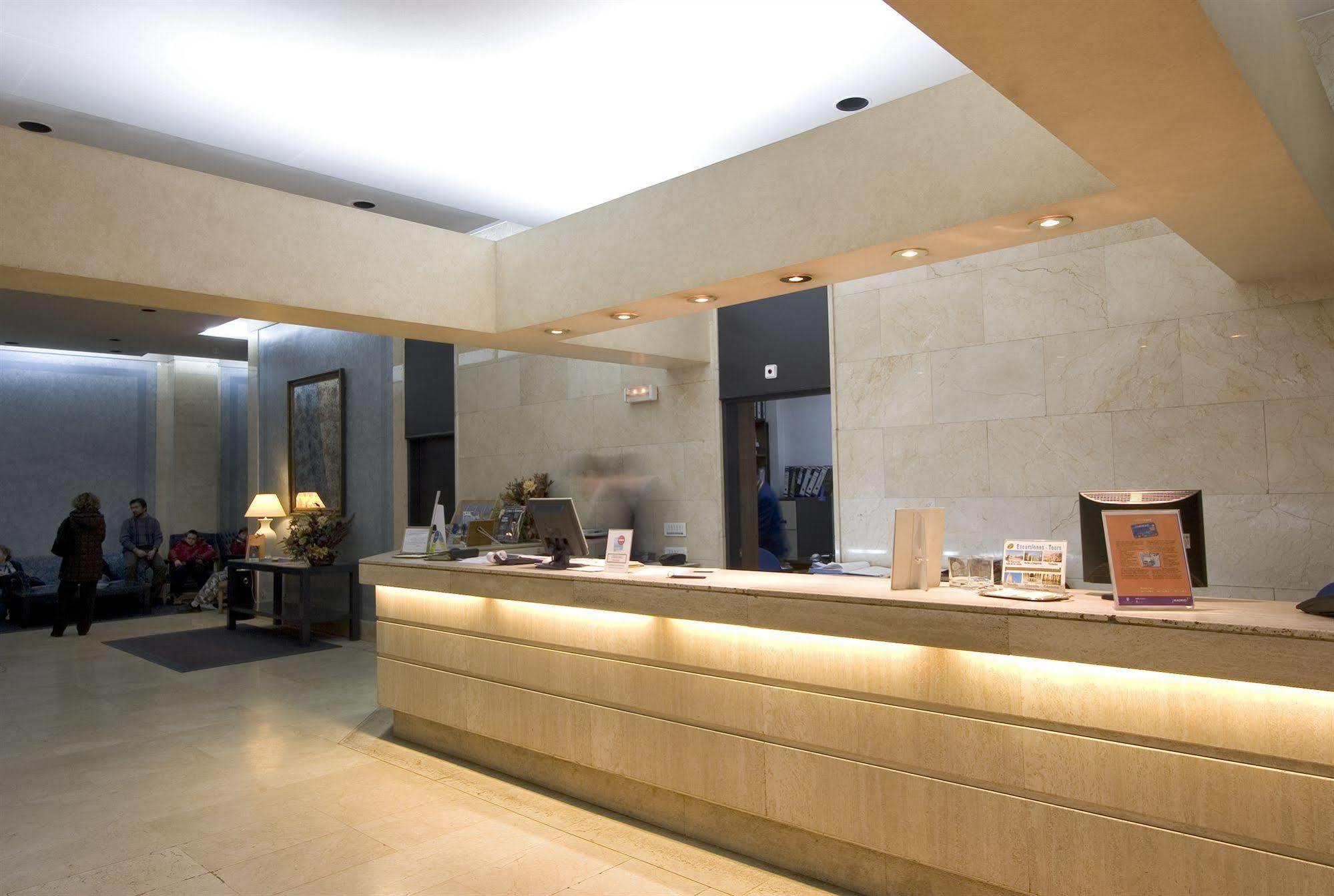 Espahotel Plaza De Espana 3* Madrid
