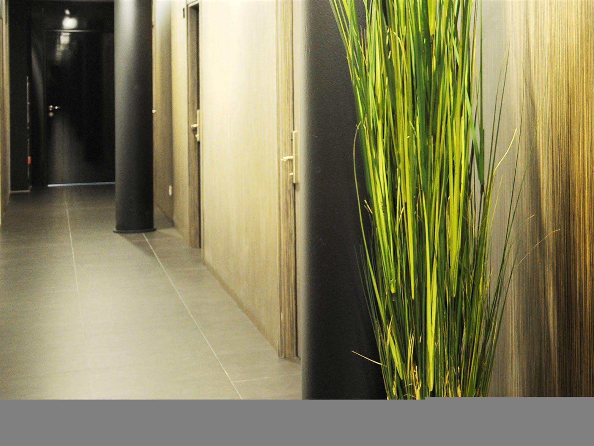 Hotel Hellosky Air 4*