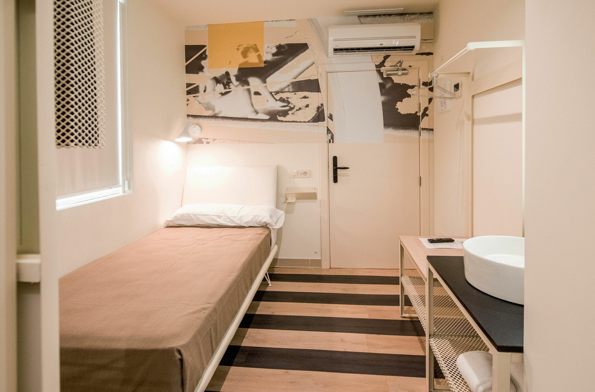 Room Select Sol 3*