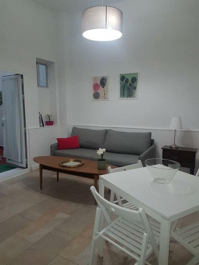 Appartments Apartment *